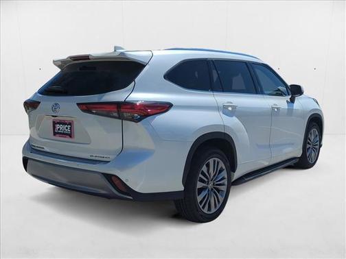 2021 Toyota Highlander Platinum
