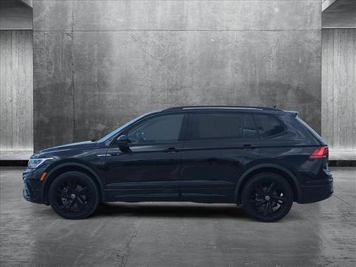 2024 Volkswagen Tiguan 2.0T SE R-Line Black