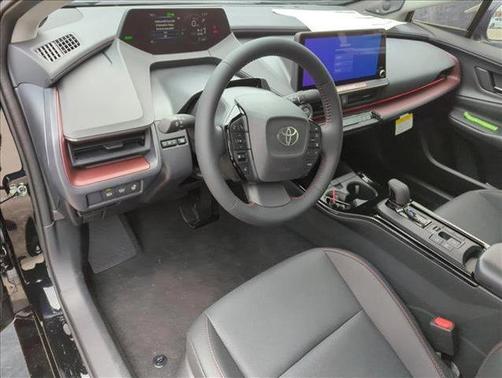 2025 Toyota Prius L