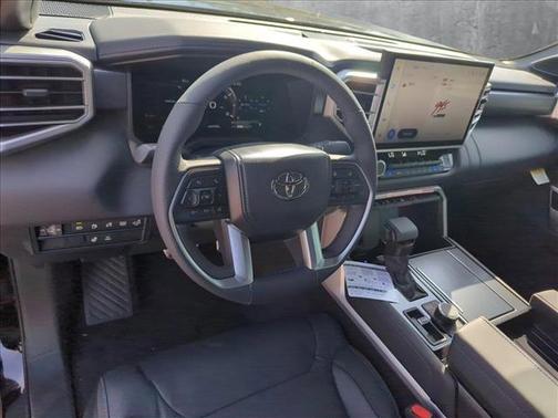 2025 Toyota Tundra Hybrid Platinum