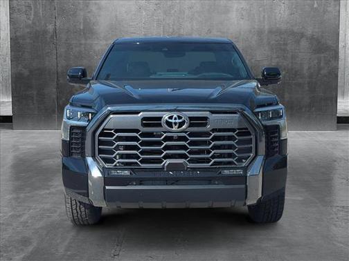 2025 Toyota Tundra Hybrid Platinum
