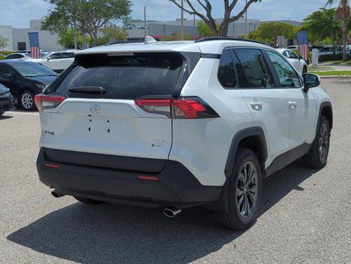 2025 Toyota RAV4 Hybrid XLE Premium