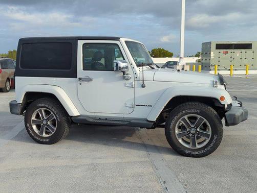 2016 Jeep Wrangler Sahara