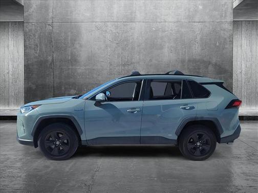 2021 Toyota RAV4 Hybrid XLE