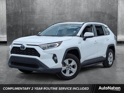 2021 Toyota RAV4 Hybrid XLE
