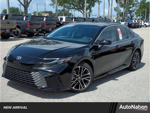 2025 Toyota Camry XLE