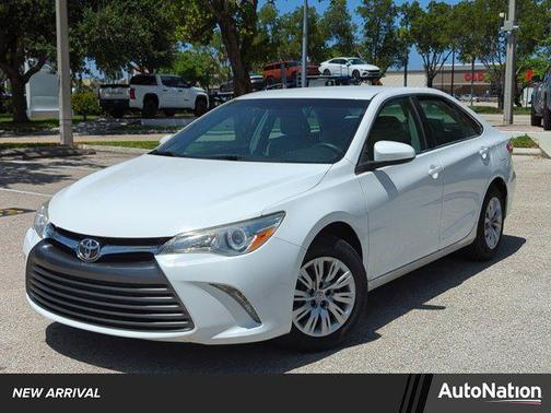 2017 Toyota Camry LE
