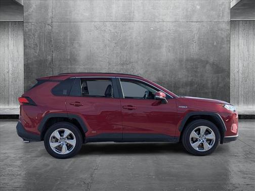 2021 Toyota RAV4 Hybrid XLE Premium
