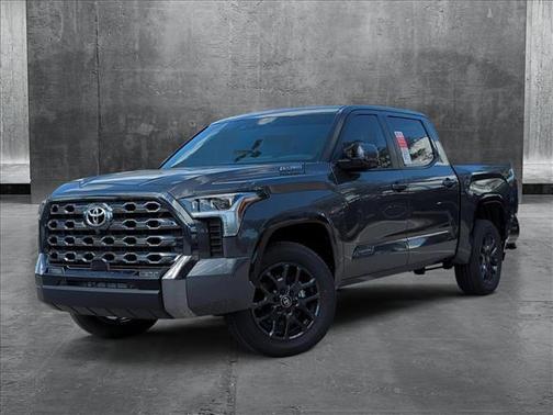 2025 Toyota Tundra Hybrid Platinum