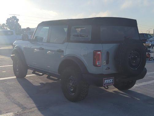 2023 Ford Bronco Black Diamond