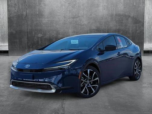 2025 Toyota Prius L
