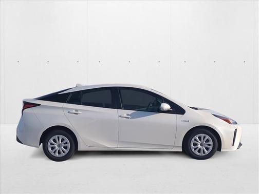 2020 Toyota Prius L