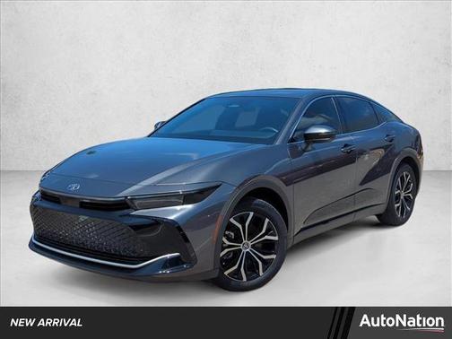 Magnetic Gray Metallic 2024 Toyota Crown XLE