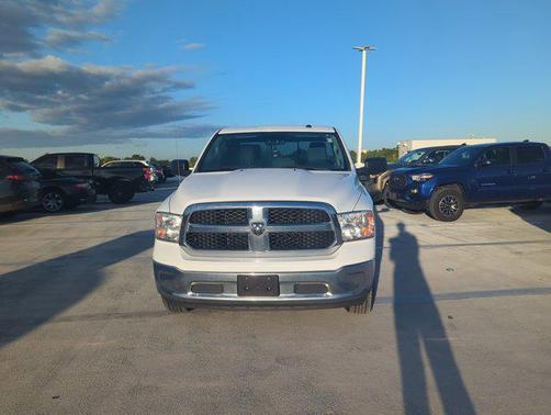 2019 RAM 1500 SLT