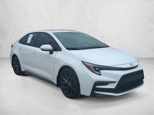 Ice Cap 2024 Toyota Corolla SE