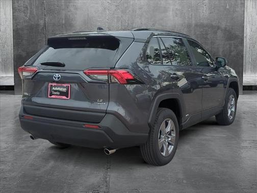 2024 Toyota RAV4 Hybrid SE