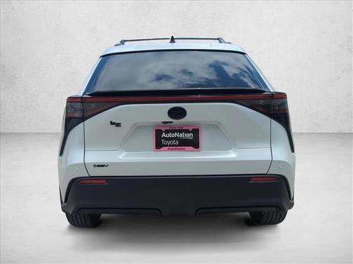 Wind Chill Pearl 2026 Toyota bZ XLE Plus