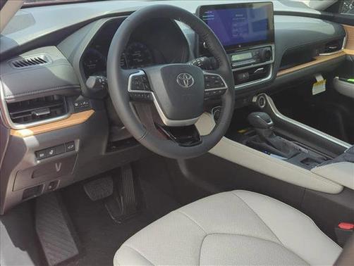 2025 Toyota Grand Highlander Limited