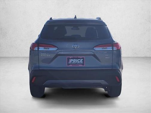 2022 Toyota Corolla Cross LE