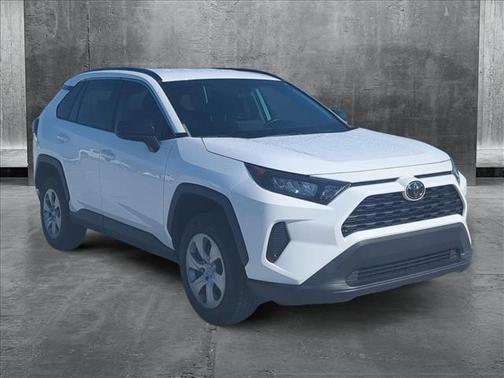 2020 Toyota RAV4 LE