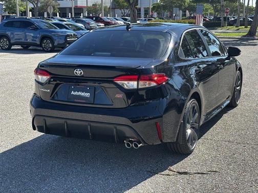 2025 Toyota Corolla SE