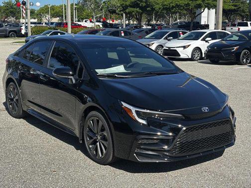 2025 Toyota Corolla SE