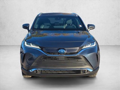 Coastal Gray Metallic 2021 Toyota Venza XLE