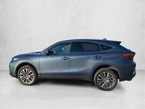 Coastal Gray Metallic 2021 Toyota Venza XLE