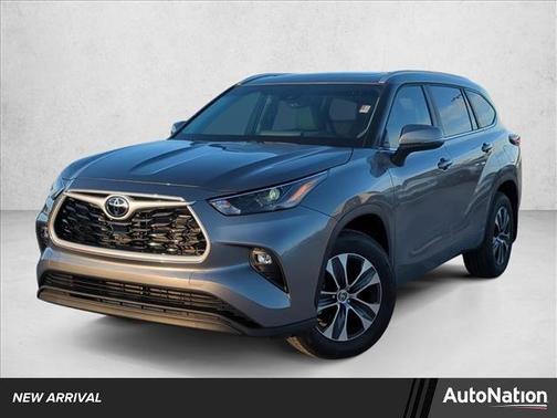 2026 Toyota Highlander XLE