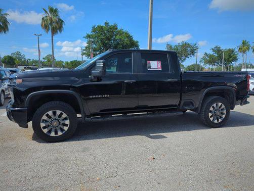 Black 2024 Chevrolet Silverado 2500 Custom