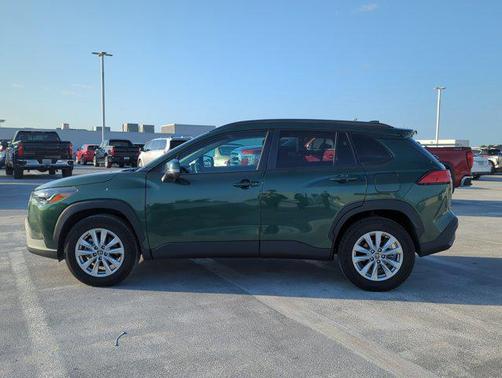 2023 Toyota Corolla Cross LE