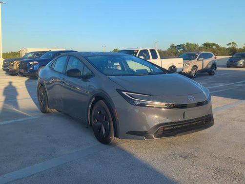 2024 Toyota Prius LE