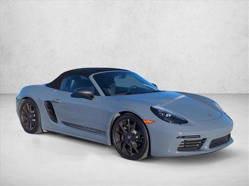 2023 Porsche 718 Boxster T