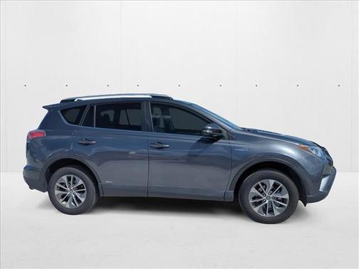 2016 Toyota RAV4 Hybrid XLE