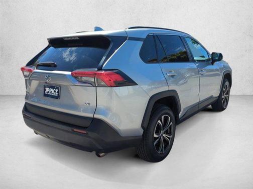 Silver Sky Metallic 2021 Toyota RAV4 LE