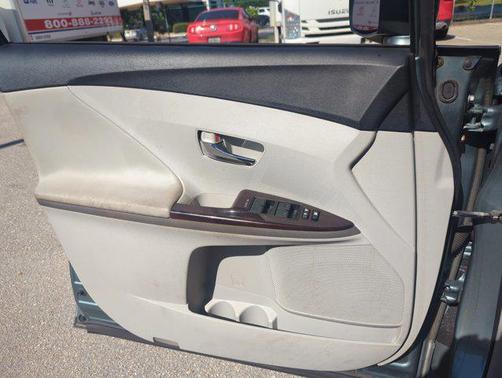 2011 Toyota Venza Base