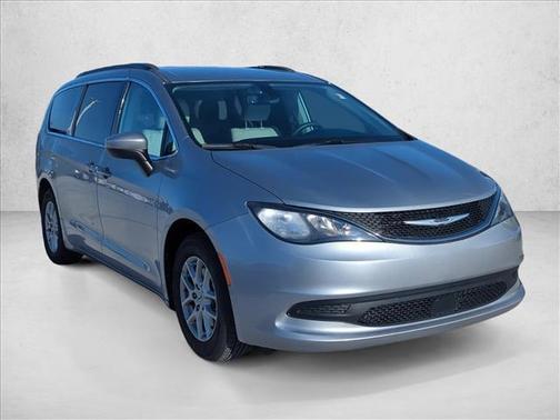 2021 Chrysler Voyager LXI