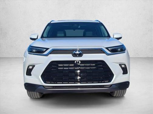 Wind Chill Pearl 2026 Toyota Grand Highlander Platinum