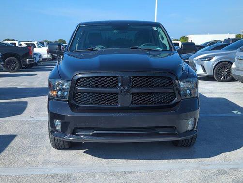 2017 RAM 1500 Express