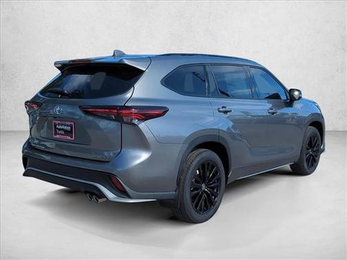 2026 Toyota Highlander XSE