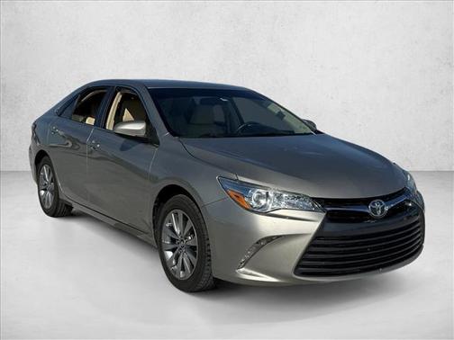 2016 Toyota Camry XLE