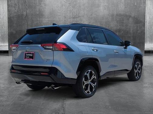 2025 Toyota RAV4 Hybrid SE