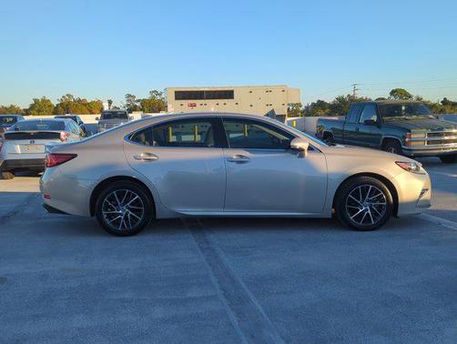 2016 Lexus ES 350 Base