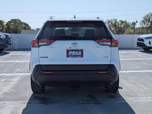 2020 Toyota RAV4 XLE Premium
