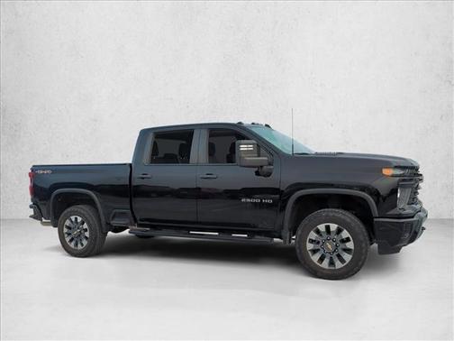2024 Chevrolet Silverado 2500 Custom