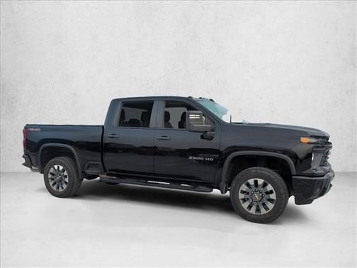 2024 Chevrolet Silverado 2500 Custom