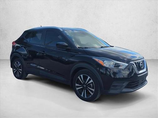 Super Black 2020 Nissan Kicks SV