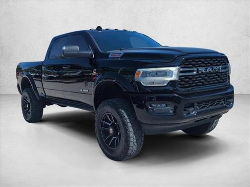 Diamond Black Crystal Pearlcoat 2022 RAM 2500 Big Horn Crew Cab 4x4 6'4' Box