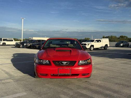 2004 Ford Mustang Deluxe