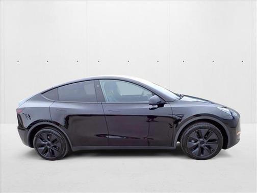 2024 Tesla Model Y Long Range Dual Motor All-Wheel Drive